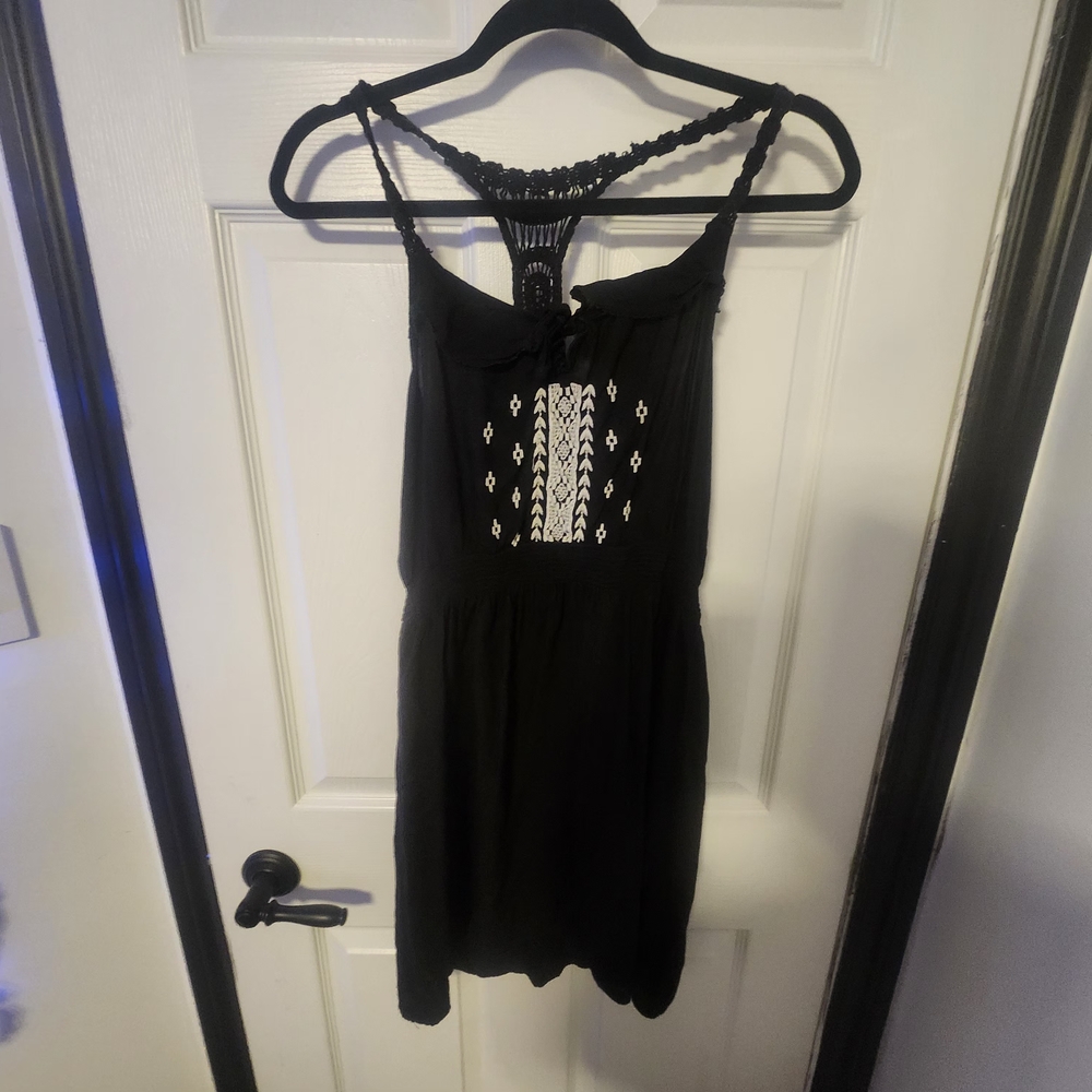 Elegant Black Dress with White Embroidery